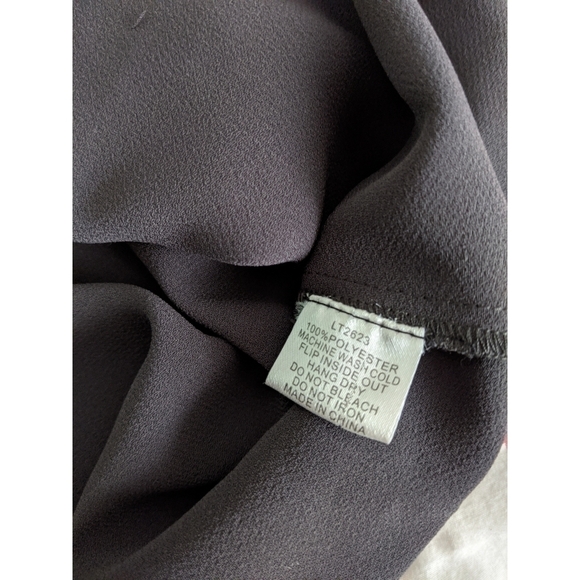 C. Luce Black and Grey Sleeveless Top - Picture 3 of 6